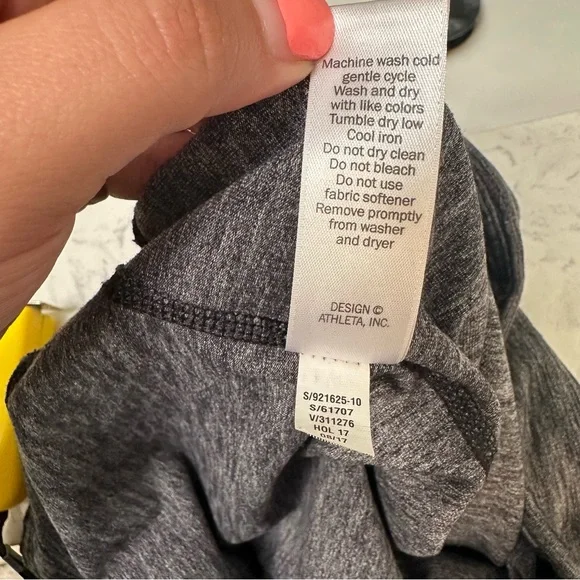 Athleta Gray Leggings with Wide Waistband and Stretch Fabric Size L - Picture 6 of 7